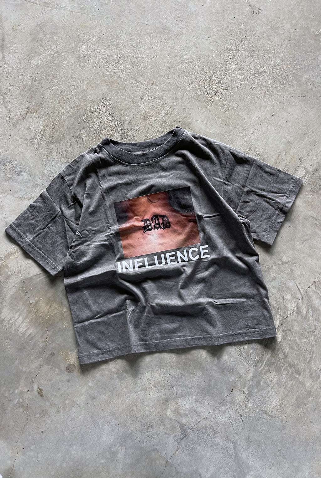 DAD INFLUENCE TEE / BLACK