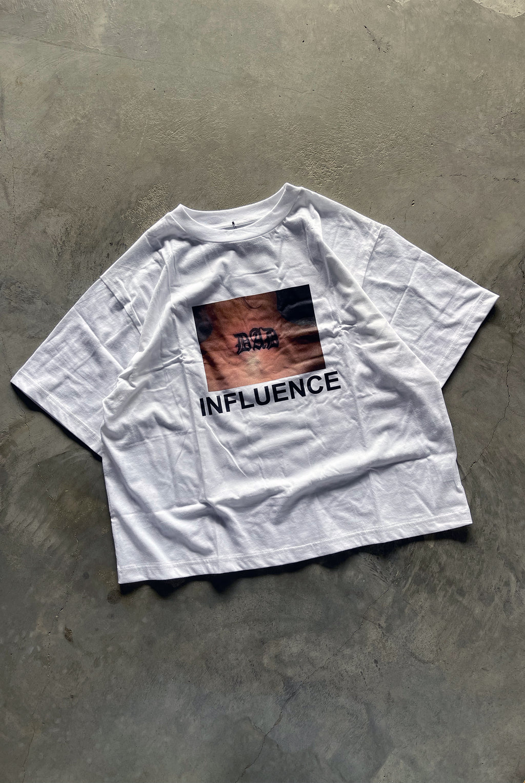 DAD INFLUENCE TEE / WHITE