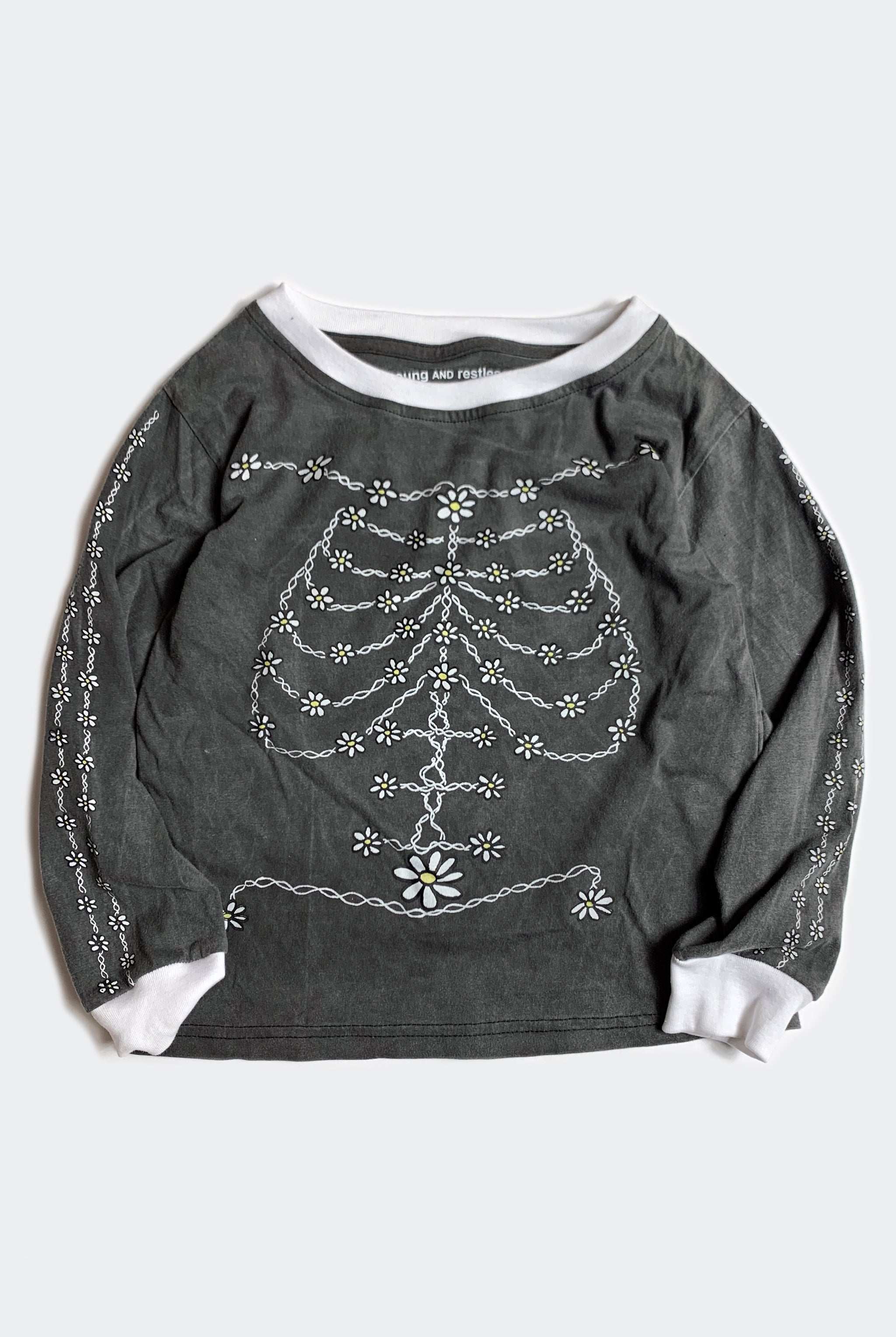 DAISY CHAIN L/S TEE / WASHED BLACK - youngandrestlesskids 