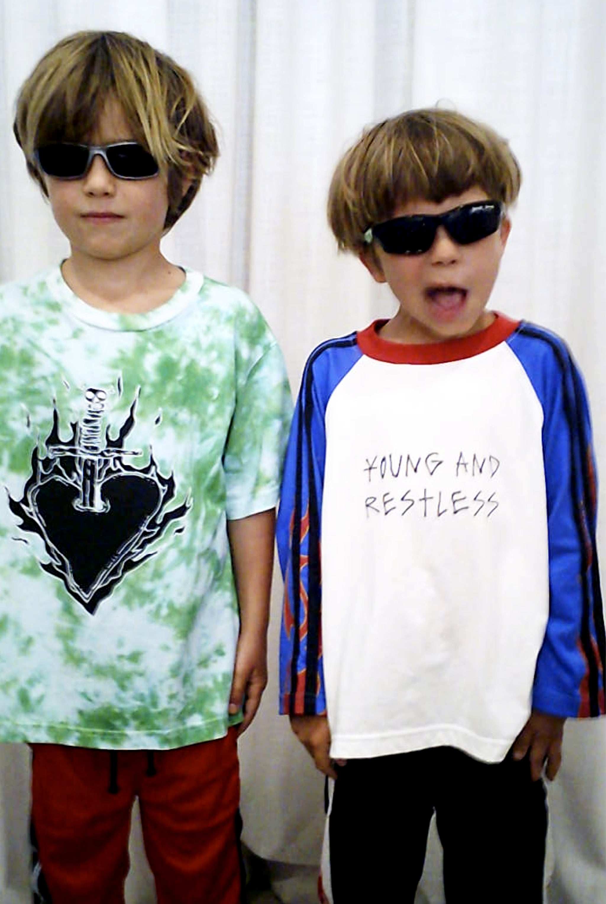 HEART SHAPED BOX TEE / SLIME DYE - youngandrestlesskids 