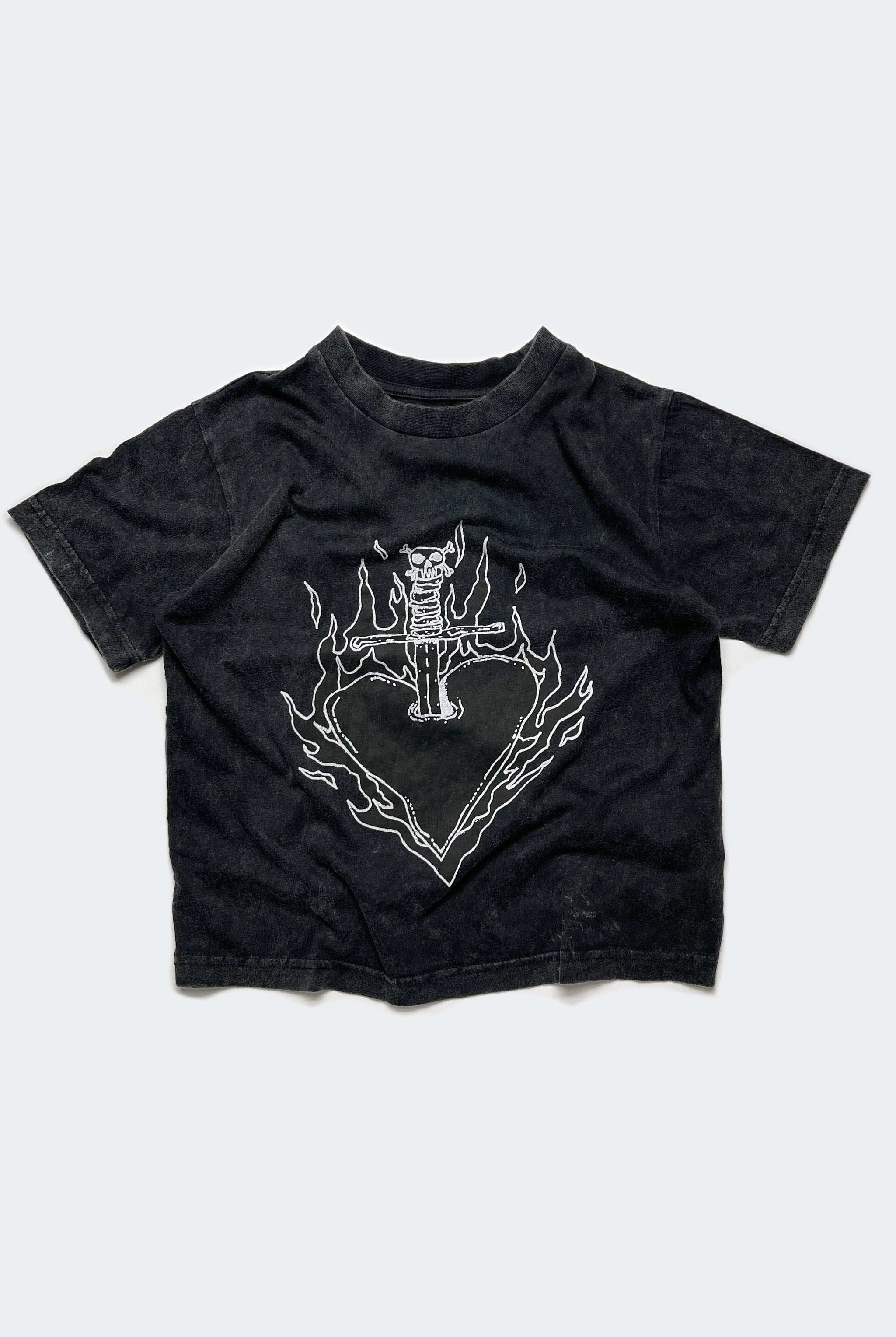 HEART SHAPED BOX TEE / WASHED BLACK - youngandrestlesskids 