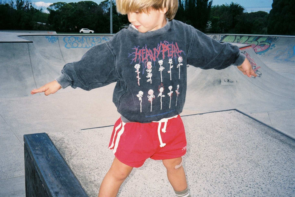 HEAVY PETAL SWEATER / WASHED BLACK - youngandrestlesskids 