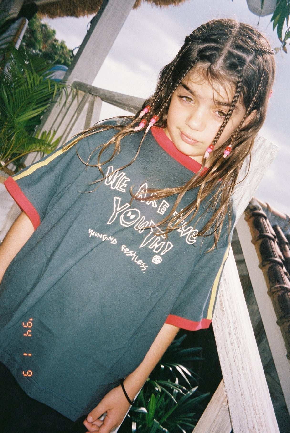 LINE UP TEE / NAVY - youngandrestlesskids 