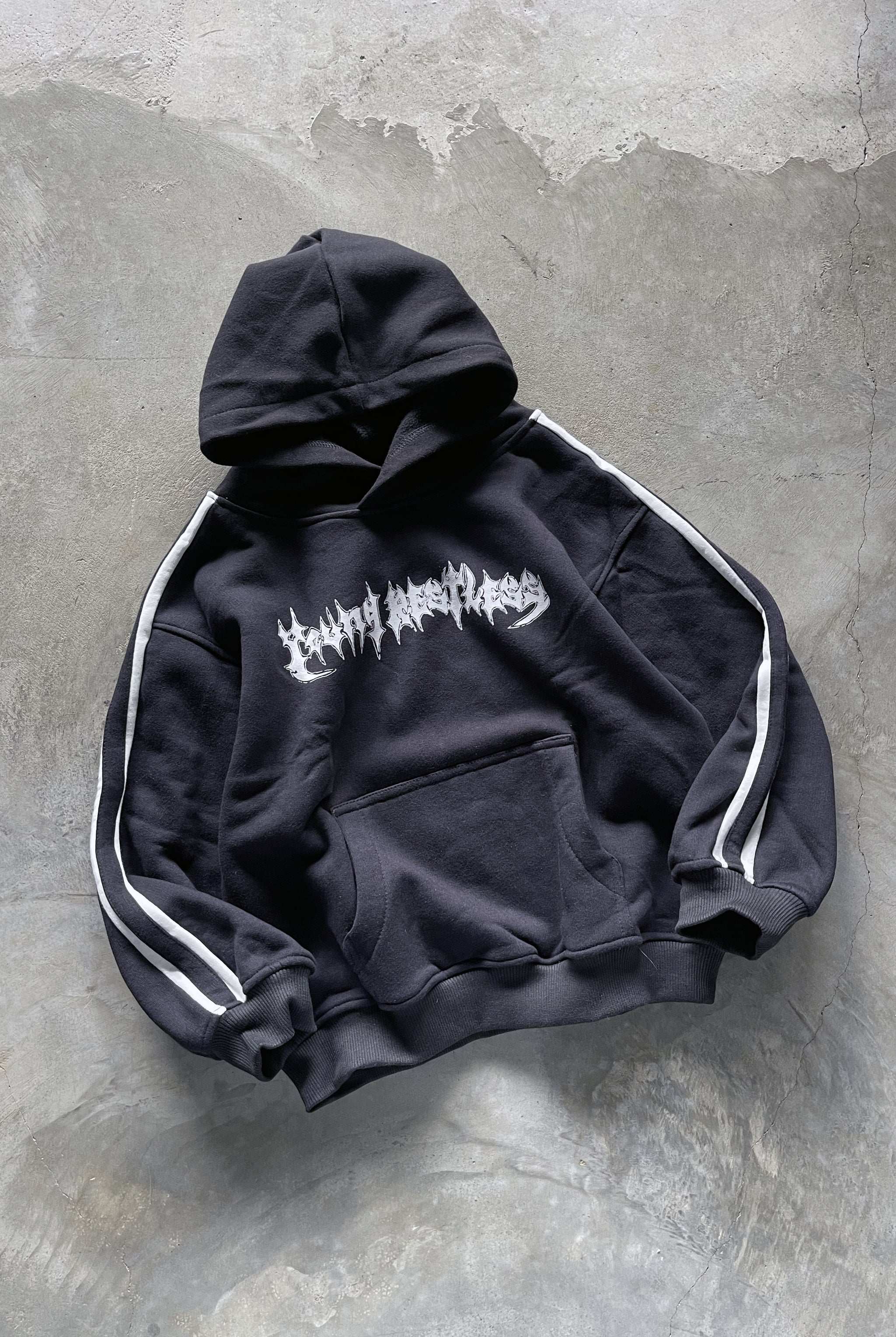 METAL HOOD / BLACK - youngandrestlesskids 