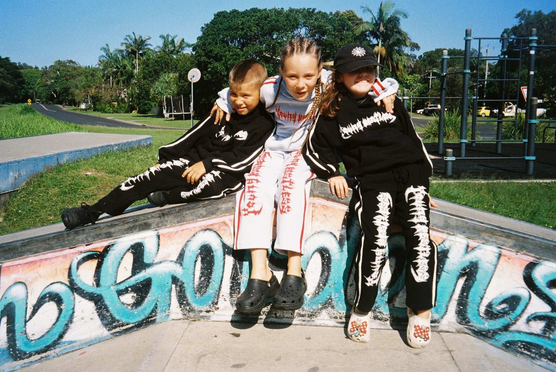 METAL SWEATPANT / BLACK - youngandrestlesskids 