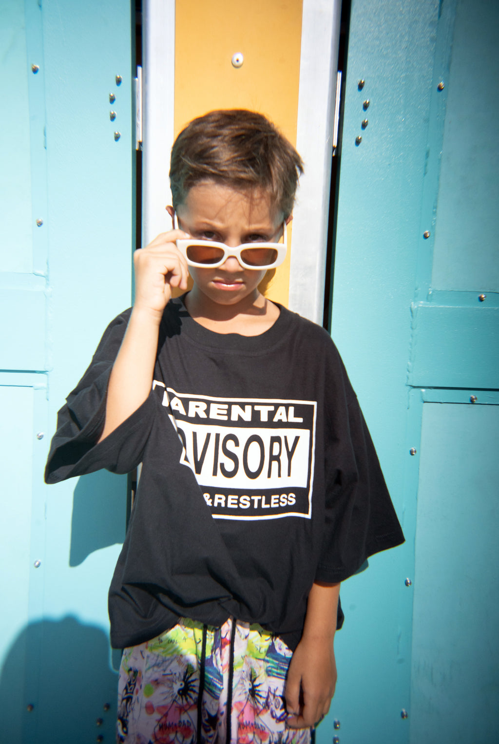 PARENTAL TEE / BLACK