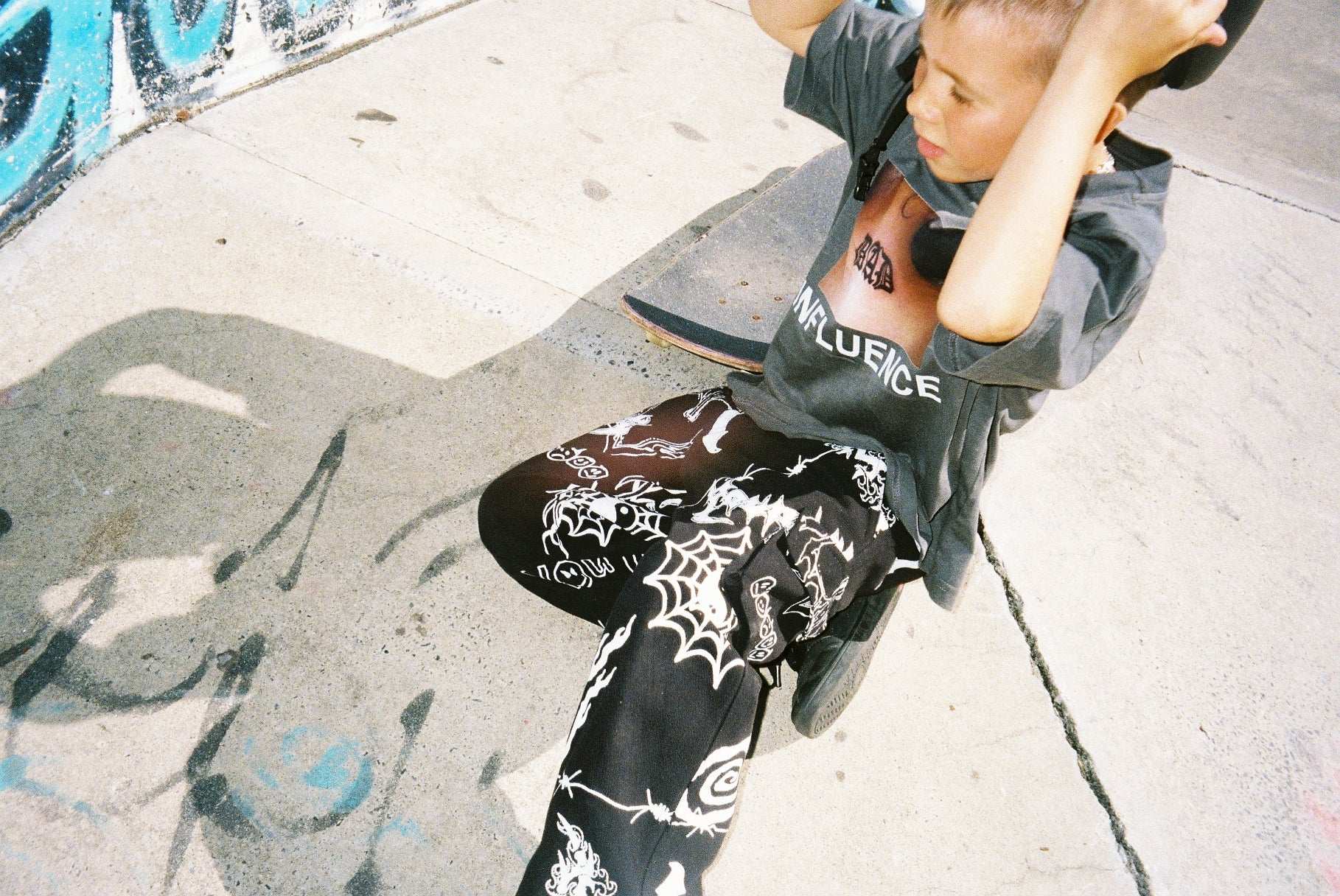TATTOO CARGO / BLACK - youngandrestlesskids 