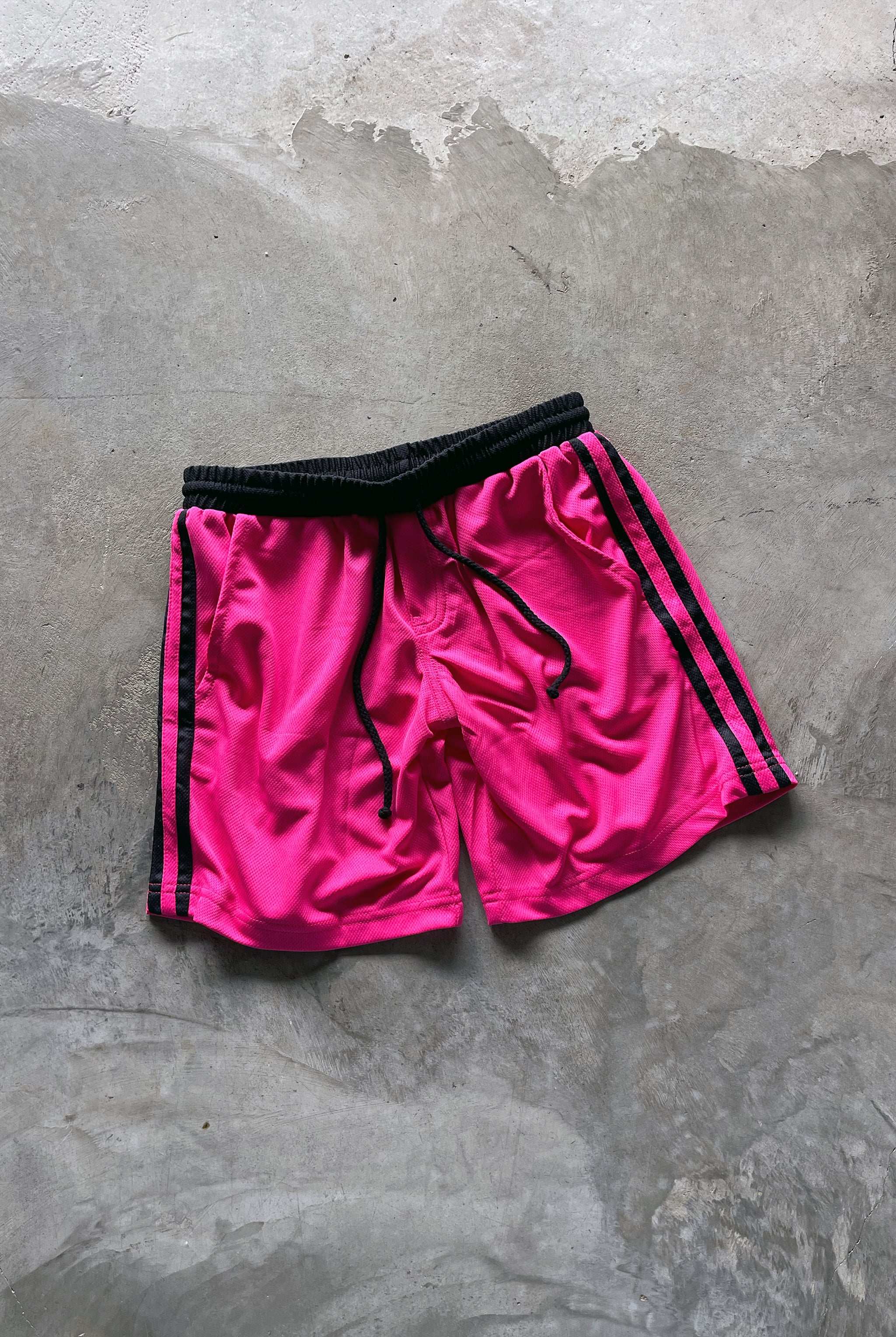TRIBE SHORTS / PINK - youngandrestlesskids 