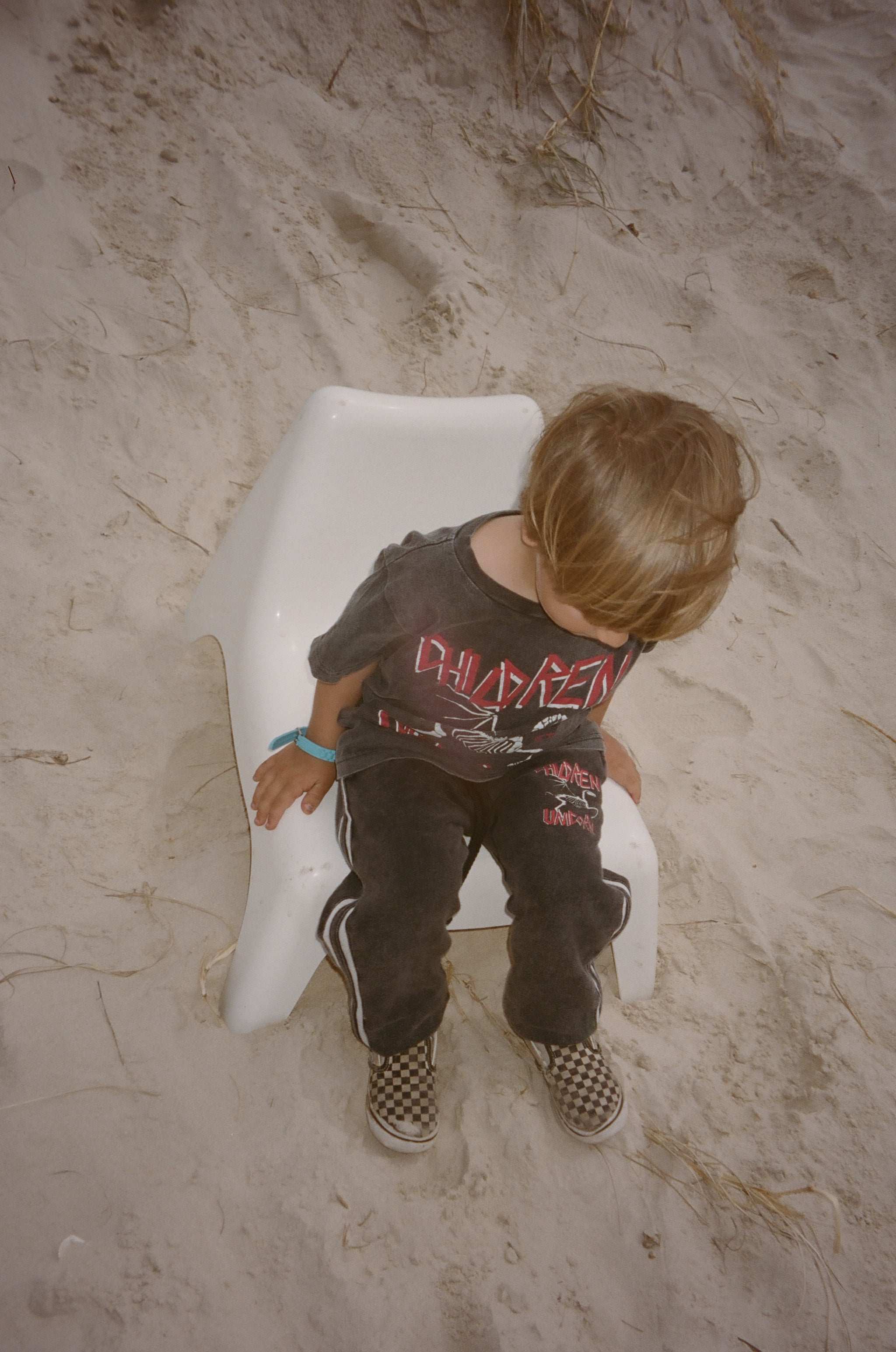 UNICORN TEE / WASHED BLACK - youngandrestlesskids 