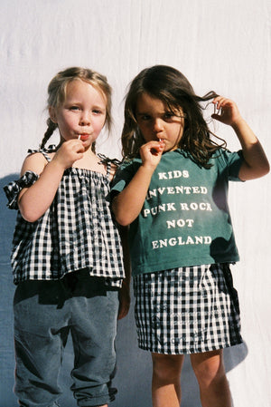 KIDS TEE / WASHED FOREST GREEN
