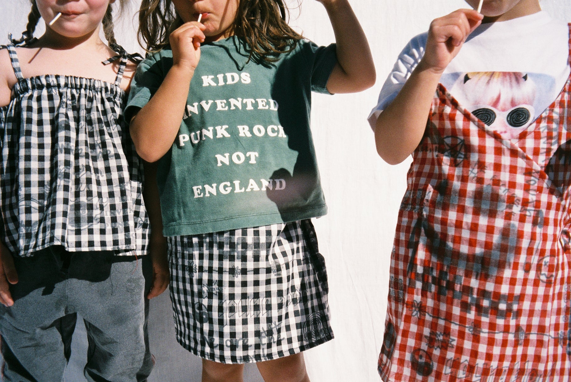 KIDS TEE / WASHED FOREST GREEN